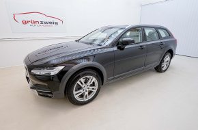 Volvo V90 Cross Country Pro D4 AWD Geartronic bei Grünzweig Automobil GmbH in 