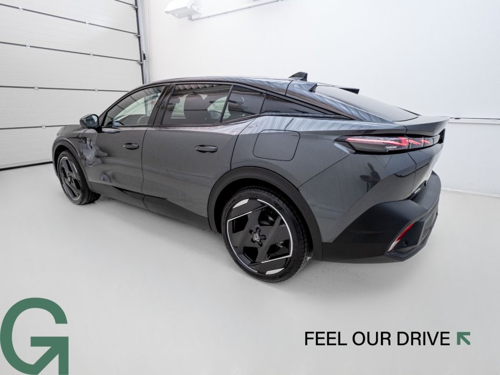 Peugeot 408 PHEV 225 e-EAT8 GT