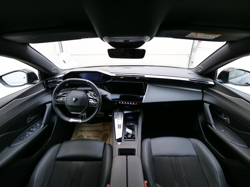 Peugeot 408 PHEV 225 e-EAT8 GT