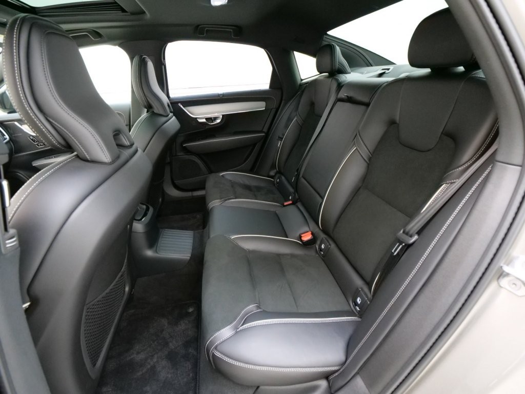 Volvo S90 T8 AWD Recharge PHEV R Design