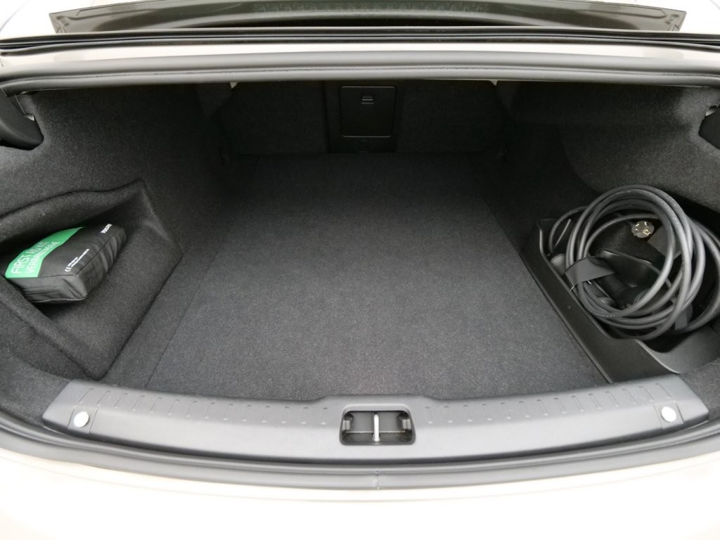 Volvo S90 T8 AWD Recharge PHEV R Design