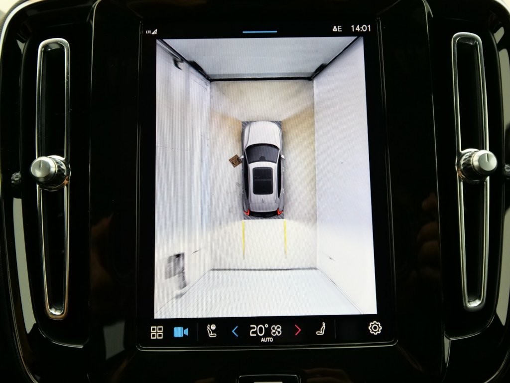 Volvo EX40 Single Motor Extended Range 82kWh Ultra Dark