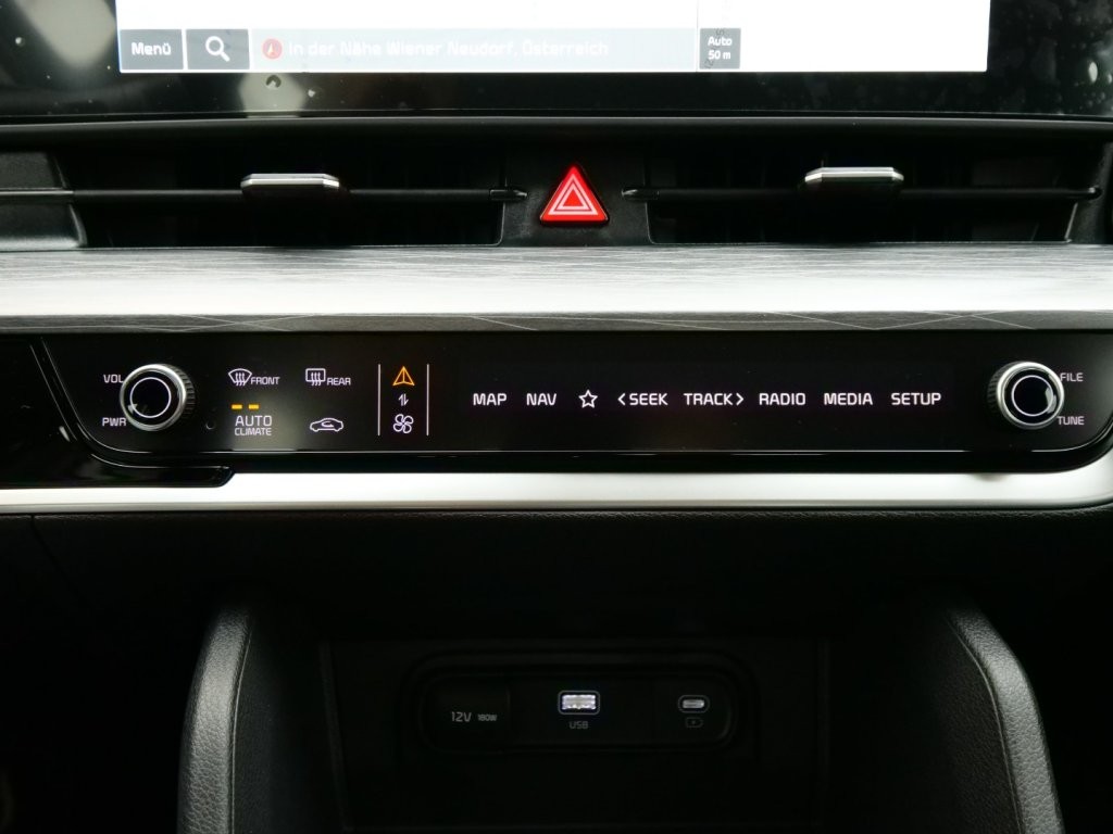 KIA Sportage 1,6 CRDI 48V Silber DCT