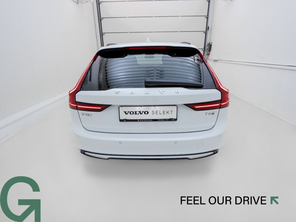 Volvo V90 T6 AWD Recharge PHEV Plus Dark