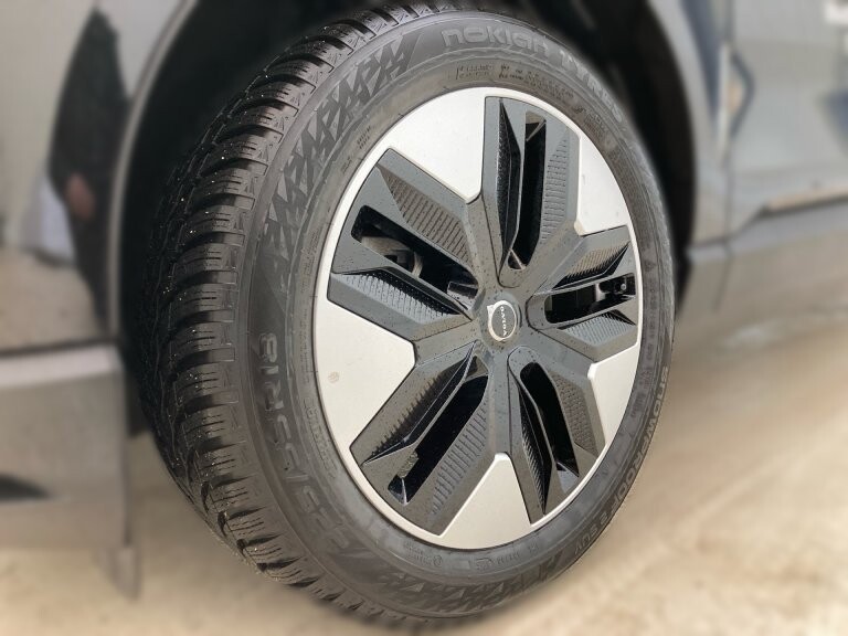 Volvo EX30 Single Motor Extended Range 69kWh Plus