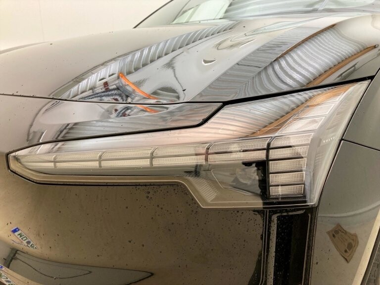 Volvo EX30 Single Motor Extended Range 69kWh Plus